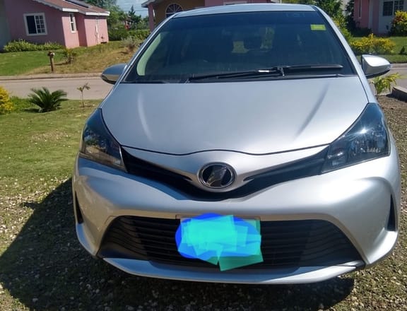 Toyota Vitz 1,0L 2015
