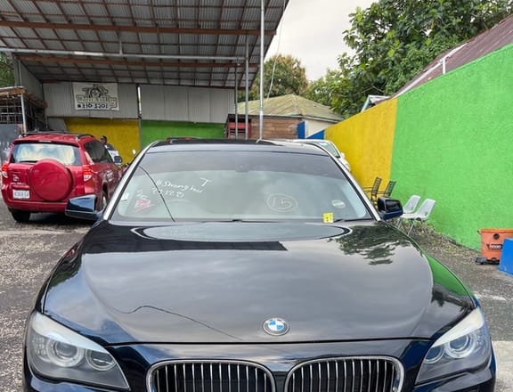 BMW 7-Series 3,0L 2012