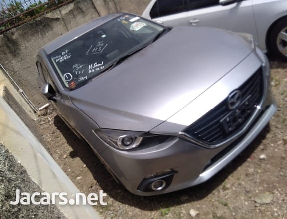 Mazda Axela 2,0L 2016