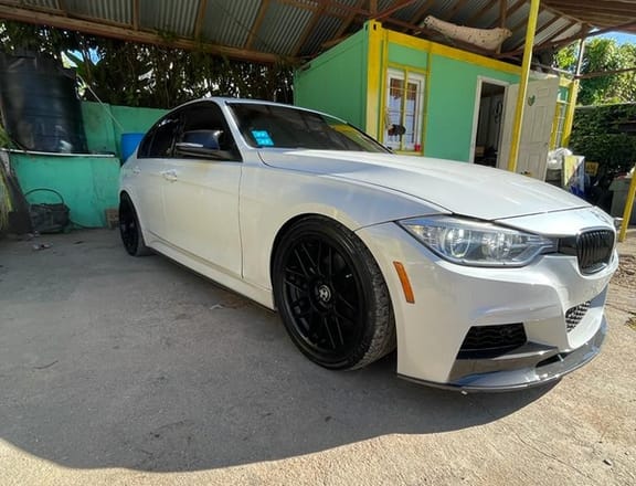 BMW 3-Series 2,0L 2013