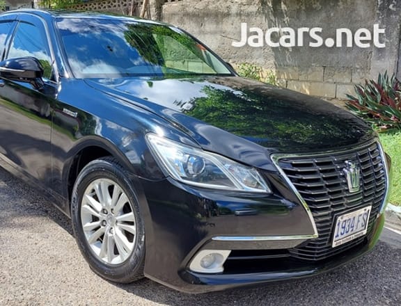 Toyota Crown 2,5L 2013