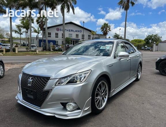 Toyota Crown 2,5L 2013
