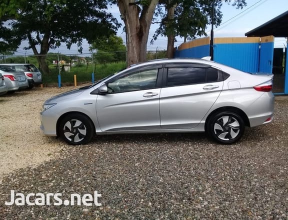 Honda Grace 1,5L 2017