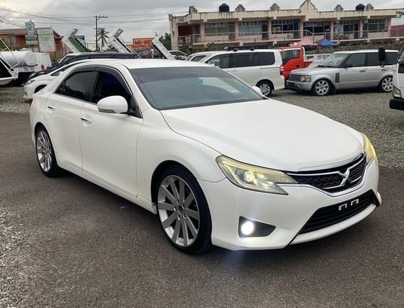 Toyota Mark X 2,5L 2013