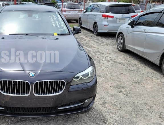 2013 BMW 520I