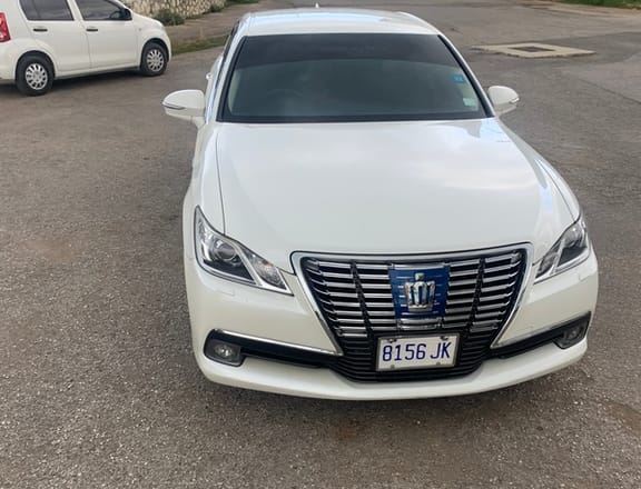 Toyota Crown 2,5L 2015
