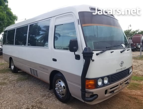 2011 Toyota coaster