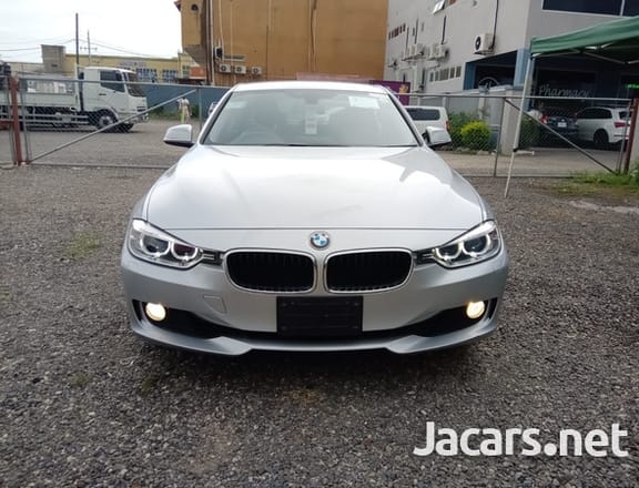BMW 3-Series 2,0L 2013