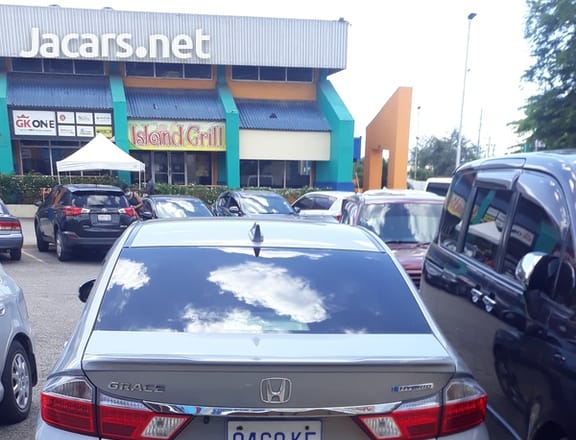 Honda Grace 1,5L 2015