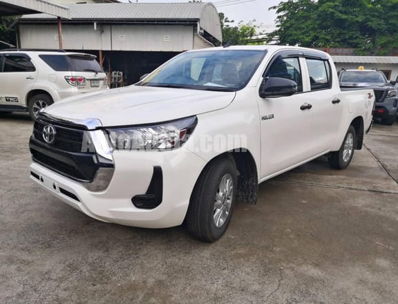 2022 Toyota HILUX Z
