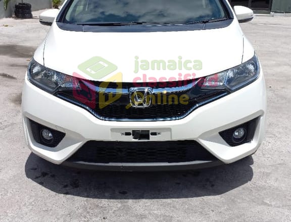 For Sale: HONDA FIT HYBRID 2016 Newly Imported