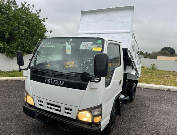 For Sale: Izuzu Tipper Truck Elf 2004 2005 2006 2011
