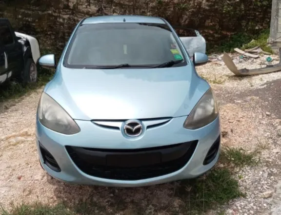 2013 Mazda 2
