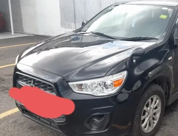 Mitsubishi RVR must go...lady driven