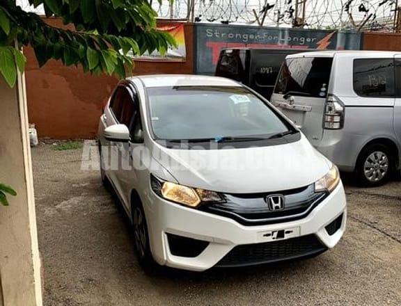 2016 Honda Fit Hybrid