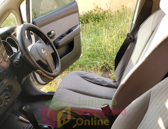 For Sale: Nissan Tida