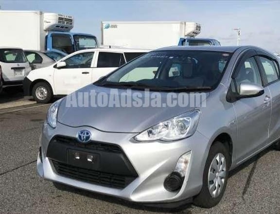 2017 Toyota Aqua