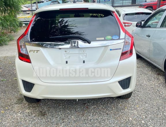 2017 Honda FIT HYBRID