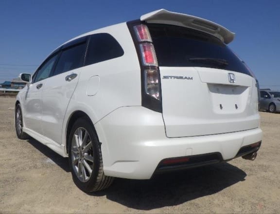 For Sale: Rsz Honda Stream 2013