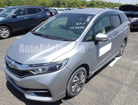 2017 Honda Fit Shuttle Hybrid