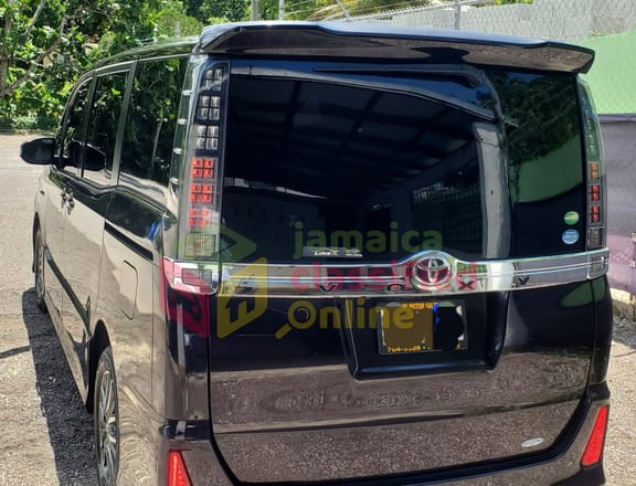 For Sale: Toyota Voxy