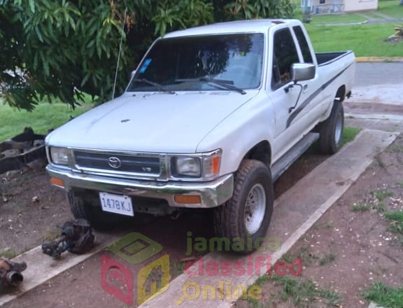 For Sale: Toyota Pickup