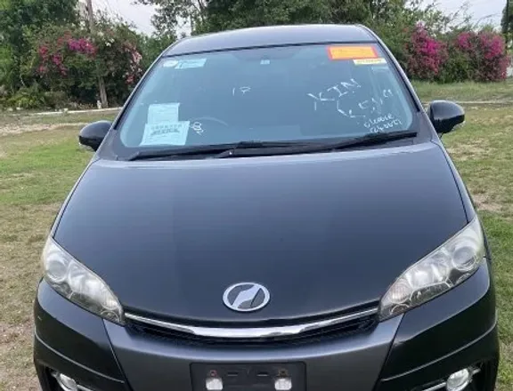 Toyota wish 2013 sport package